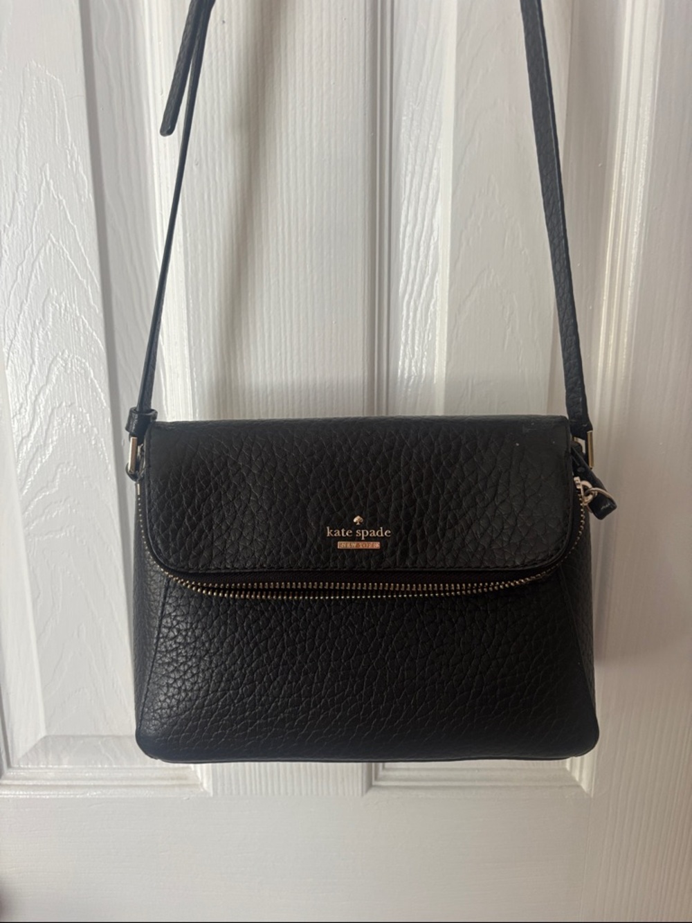 Kate Spade New York Carter Street Berrin Leather Crossbody Bag